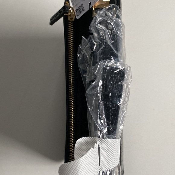 Mango MNG textured crossbody - Picture 4 of 6